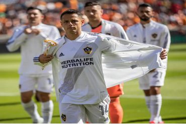 herbalife-nutrition-y-chicharito-hernandez-firman-patrocinio-de-nutricion1.jpg