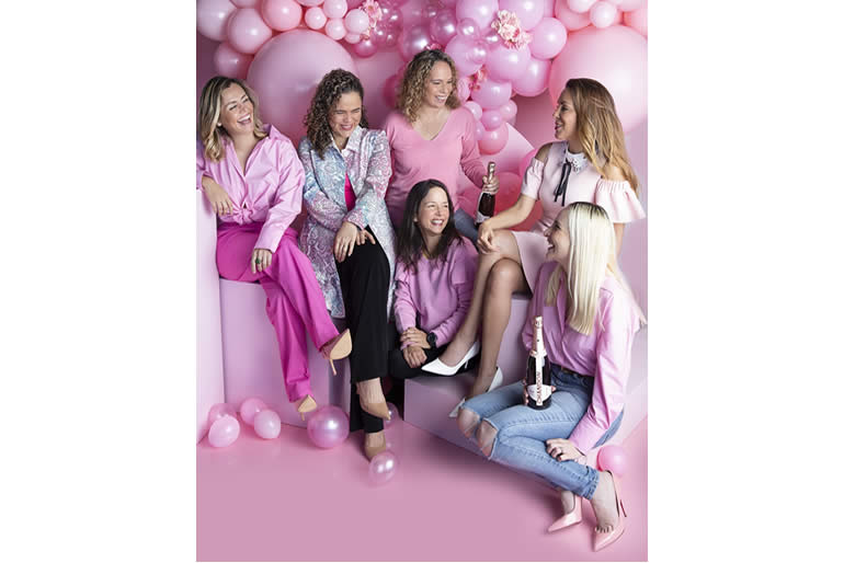 chandon-rose-y-open-studio-luchan-contra-el-cancer-de-mama2.jpg