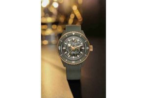 captain-cook-high-tech-ceramic-skeleton-de-rado-llega-a-las-junglas-metropolitanas4.jpg