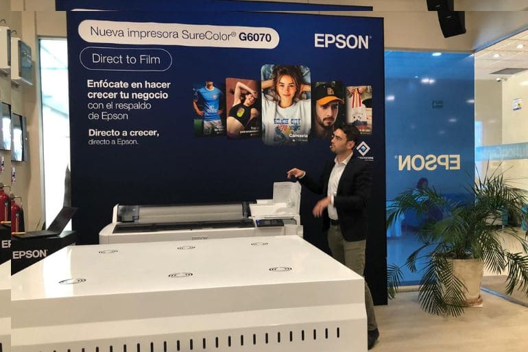 epson-expone-su-impresora-surecolor-g6070-dtfilm-2.jpg