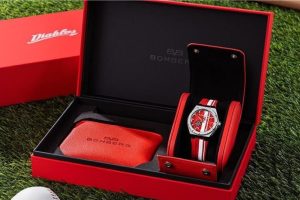 bomberg-y-diablos-rojos-ofrecen-nuevo-reloj-3.jpg