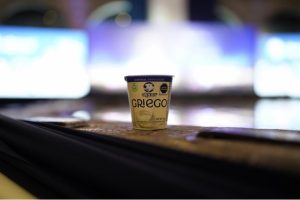 alpura-presento-su-nuevo-yoghurt-griego1.jpg