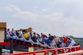 six-flags-mexico-estrena-speedway-stunt-coaster-este-31-de-enero-2.jpg