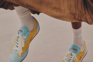 descubre-las-4-nuevas-versiones-bicolor-del-converse-1g08-jogger-1-.jpg