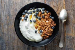 oikos-impulsa-una-nueva-etapa-del-yoghurt-griego-en-mexico3.jpg