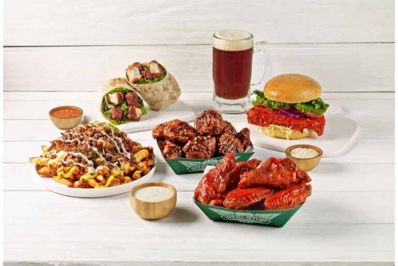 wingstop-lleva-a-sus-clientes-a-nueva-york-con-una-experiencia-de-futbol-americano2.jpg