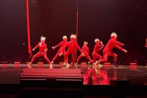 echo-cirque-du-soleil-transforma-las-acrobacias-en-una-historia-sobre-nuestra-conexion-con-el-mundo.jpg